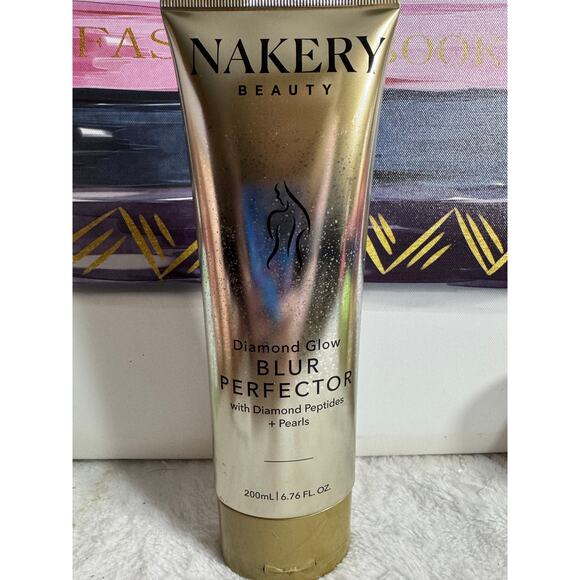 Nakery Other - Nakery Beauty Diamond Glow Blur Perfector w/ Diamond Peptides & Pearls